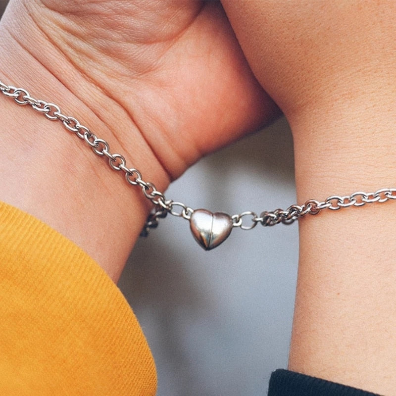 2Pcs Heart Magnet Bracelet for Lovers